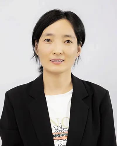 Lucy Huang